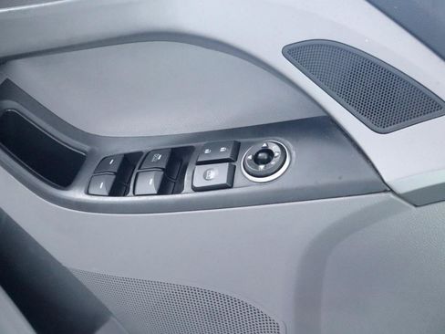 Used 2015 Hyundai Elantra SE FWD image 26