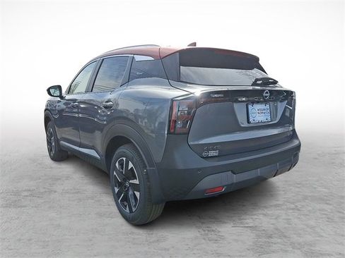 New 2025 Nissan Kicks SV w/ SV Premium Package image 3