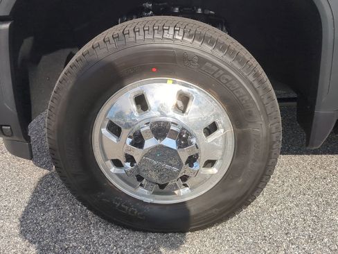 New 2026 GMC Sierra 3500 Denali w/ Denali Reserve Package image 34