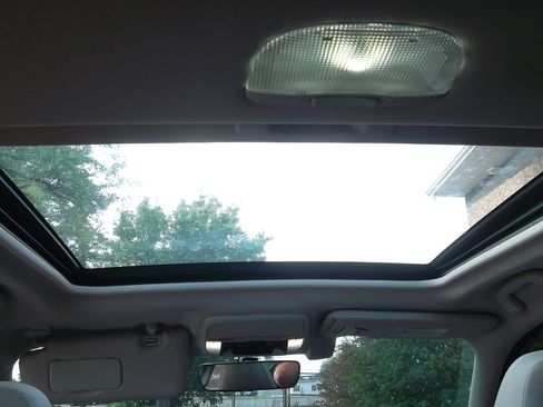 Used 2021 Subaru Forester Premium image 9