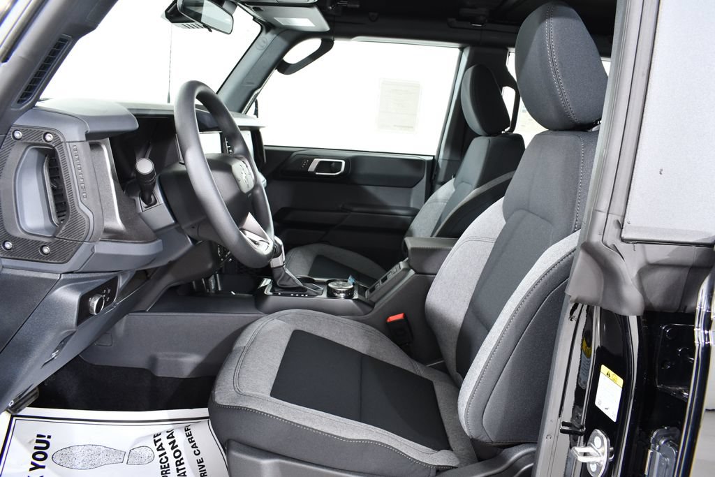 New 2026 Ford Bronco 4-Door AWD/4WD image 6