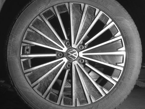 Used 2025 Volkswagen Taos SE image 14