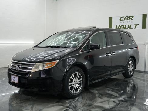Used 2011 Honda Odyssey EX-L image 2