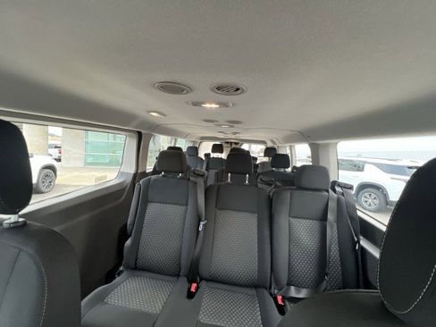 Used 2023 Ford Transit 350 XLT image 21