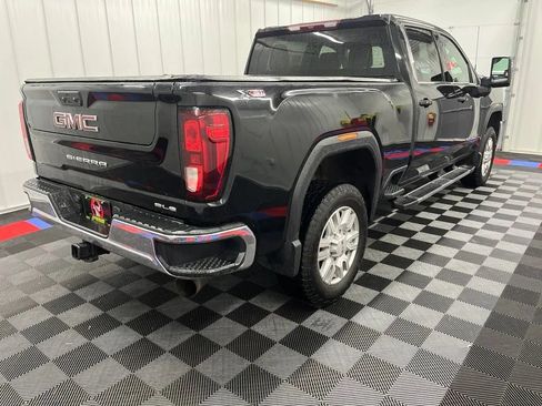 Used 2022 GMC Sierra 2500 SLE w/ SLE Convenience Package AWD/4WD image 3