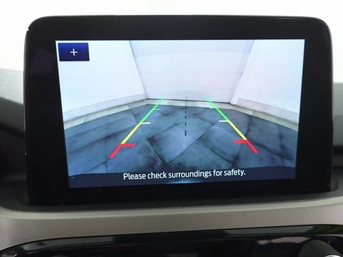 Certified 2021 Ford Escape SE w/ Cold Weather Package image 17