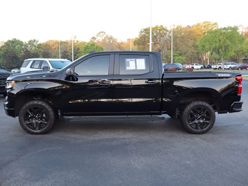 Used 2025 Chevrolet Silverado 1500 LT Trail Boss w/ Convenience Package II image 6