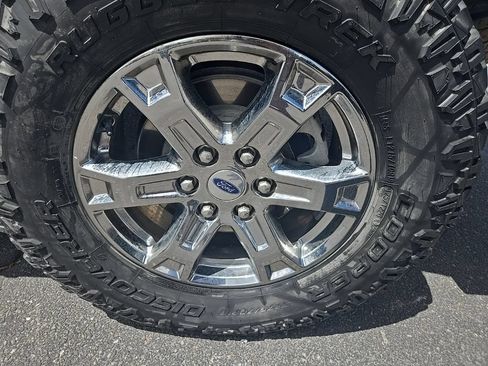 Used 2023 Ford F150 Lariat AWD/4WD image 40