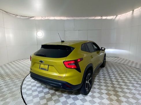 Used 2024 Chevrolet Trax RS w/ Driver Confidence Package image 17