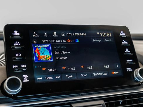 Used 2018 Honda Accord EX-L image 28