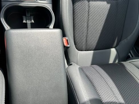 Used 2022 Subaru Forester Premium image 27