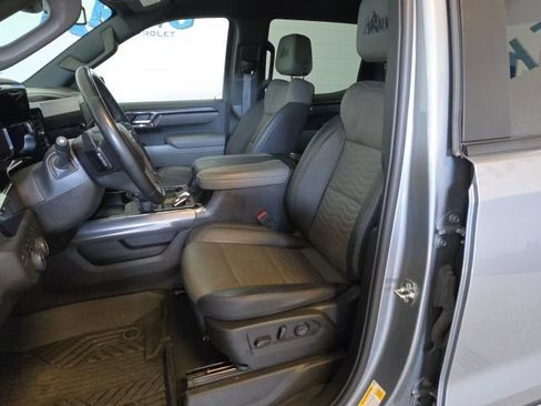 Used 2024 Chevrolet Silverado 1500 ZR2 w/ ZR2 Bison Edition AWD/4WD image 12