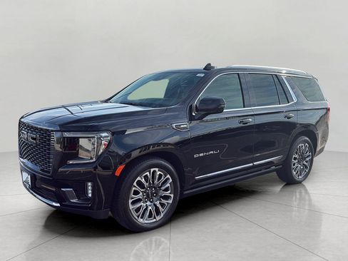Used 2023 GMC Yukon Denali Ultimate AWD/4WD image 7