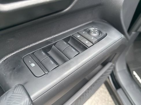 New 2025 Toyota Tacoma SR5 image 29