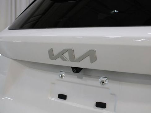 Used 2024 Kia Sorento X-Line EX image 31