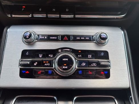 Used 2020 Lincoln Aviator Reserve w/ Equipment Group 202A image 46