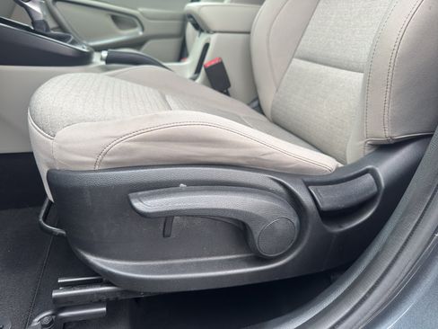Used 2020 Kia Soul S FWD image 12