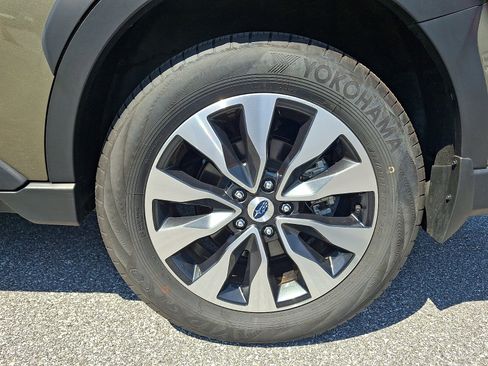 Certified 2024 Subaru Outback Limited AWD/4WD image 8