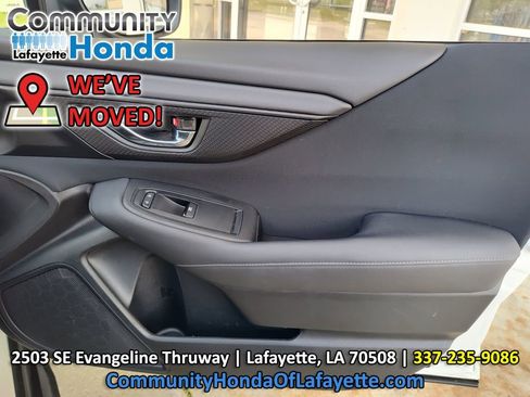 Used 2023 Subaru Outback Premium AWD/4WD image 31