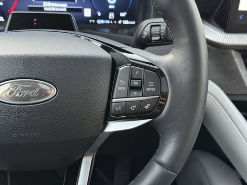 Used 2025 Ford Explorer Platinum w/ LUX Leather Package image 28