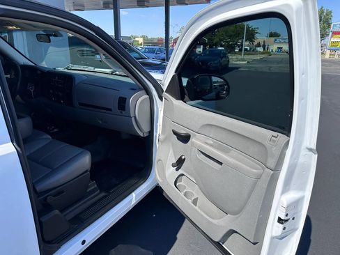 Used 2013 Chevrolet Silverado 1500 W/T w/ Skid Plate Package AWD/4WD image 21