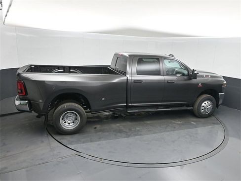 New 2026 RAM 3500 Tradesman image 29