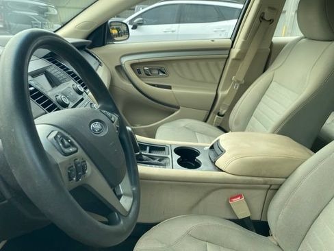 Used 2014 Ford Taurus SE FWD image 12