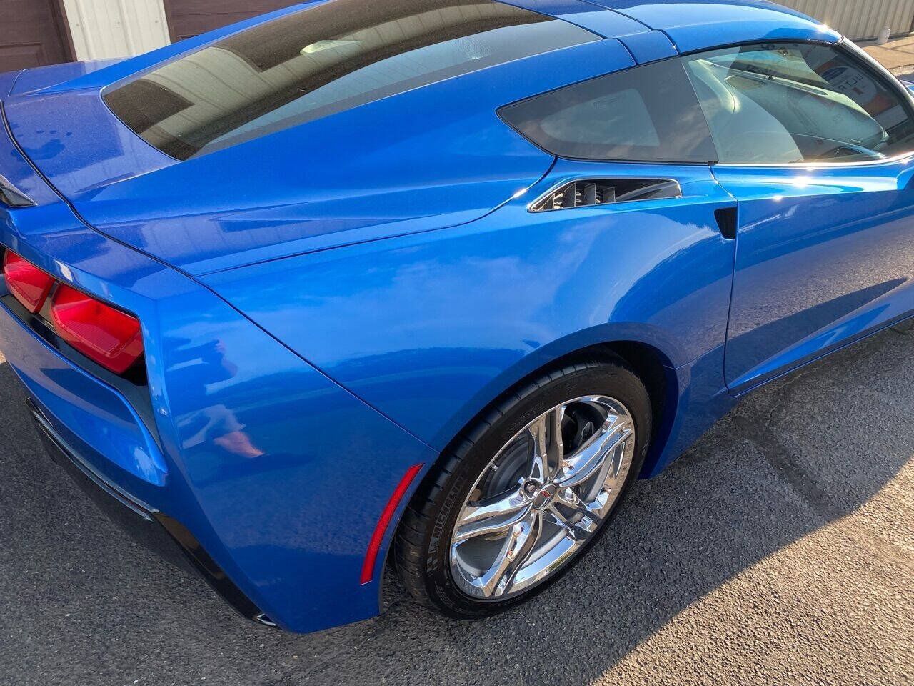 Used 2016 Chevrolet Corvette Stingray Coupe RWD image 71