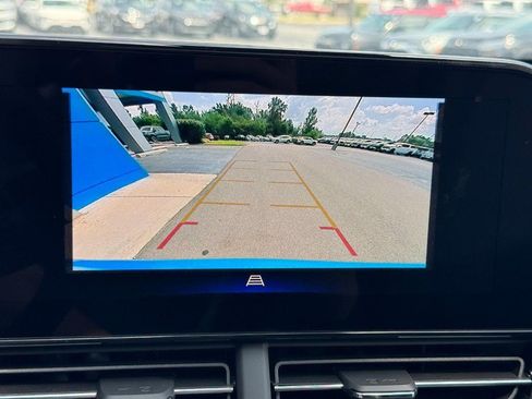 New 2026 Chevrolet Trax RS w/ Sunroof Package FWD image 35