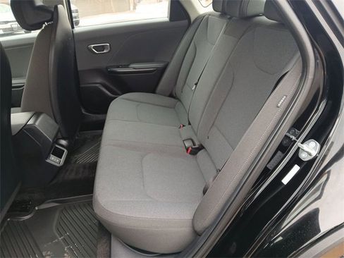 Certified 2025 Kia K4 LXS image 21