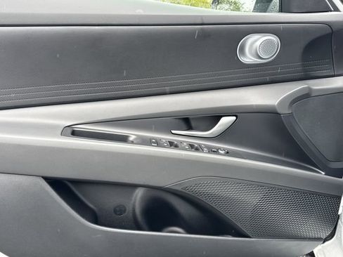 New 2026 Hyundai Elantra Blue image 10