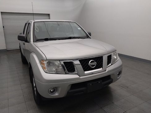 Used 2019 Nissan Frontier SV RWD image 14