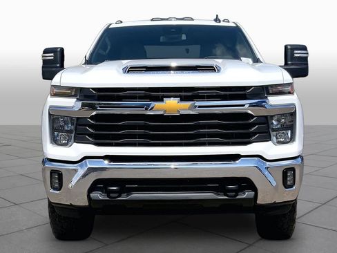 Used 2024 Chevrolet Silverado 2500 LT w/ All Star Edition AWD/4WD image 3
