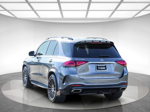Used 2020 Mercedes-Benz GLE 450 4MATIC image 2