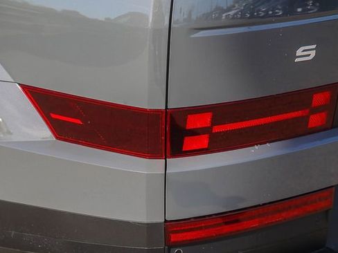 New 2026 Hyundai Santa Fe SE FWD image 10