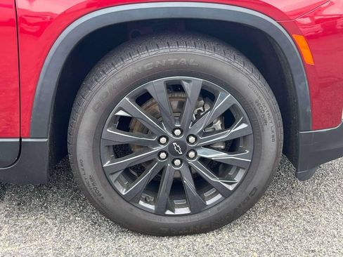Used 2023 Chevrolet Traverse RS AWD/4WD image 12