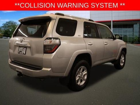 Used 2024 Toyota 4Runner SR5 AWD/4WD image 3