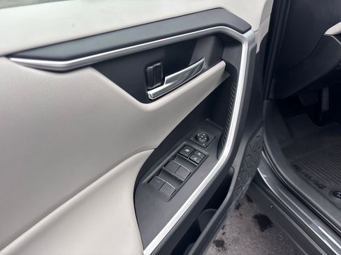 New 2025 Toyota RAV4 XLE image 11