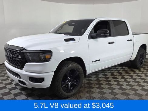 Used 2024 RAM 1500 Big Horn AWD/4WD image 3