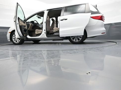 Used 2020 Honda Odyssey LX image 62