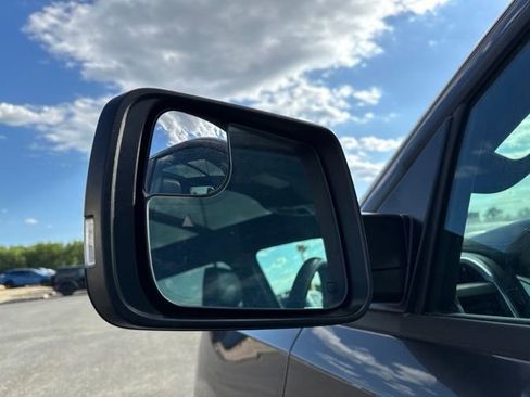 Used 2023 RAM 1500 Laramie AWD/4WD image 24