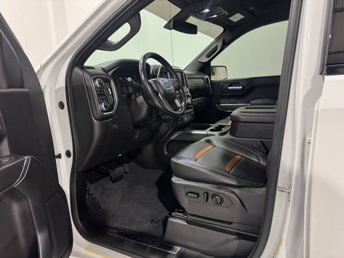 Used 2021 GMC Sierra 1500 AT4 AWD/4WD image 16