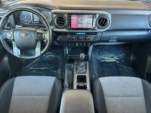 Certified 2023 Toyota Tacoma SR5 image 3