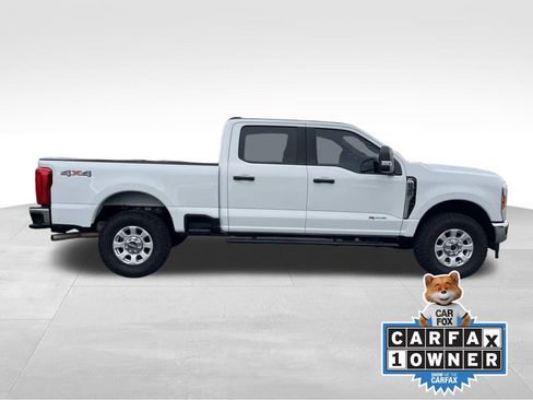 Used 2024 Ford F250 XLT image 2