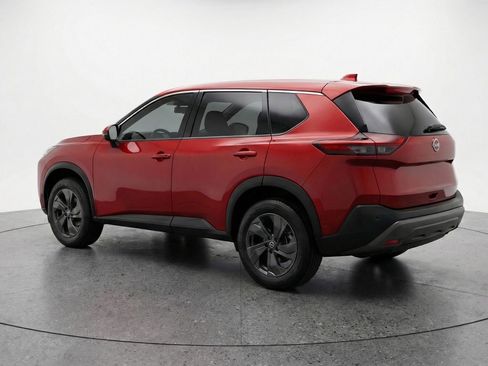Used 2025 Nissan Rogue SV AWD/4WD image 6