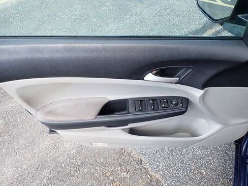 Used 2011 Honda Accord LX image 20