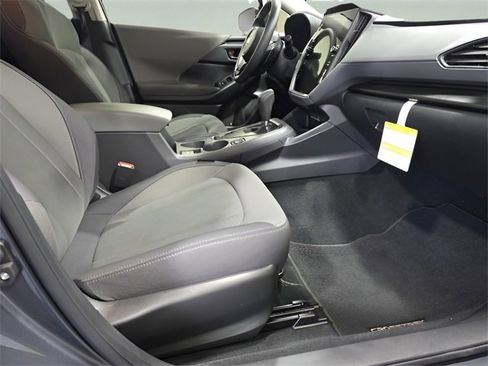 Certified 2025 Subaru Crosstrek 2.0i Premium image 18