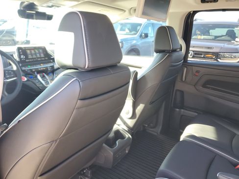 New 2026 Honda Odyssey Elite image 14