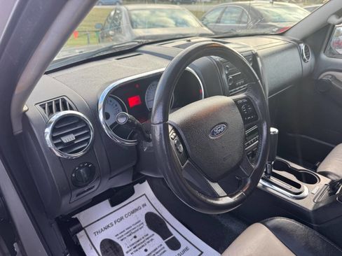 Used 2008 Ford Explorer Sport Trac Limited image 10