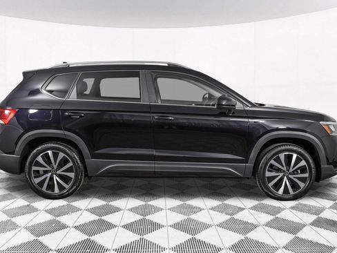 Used 2023 Volkswagen Taos SE AWD/4WD image 14